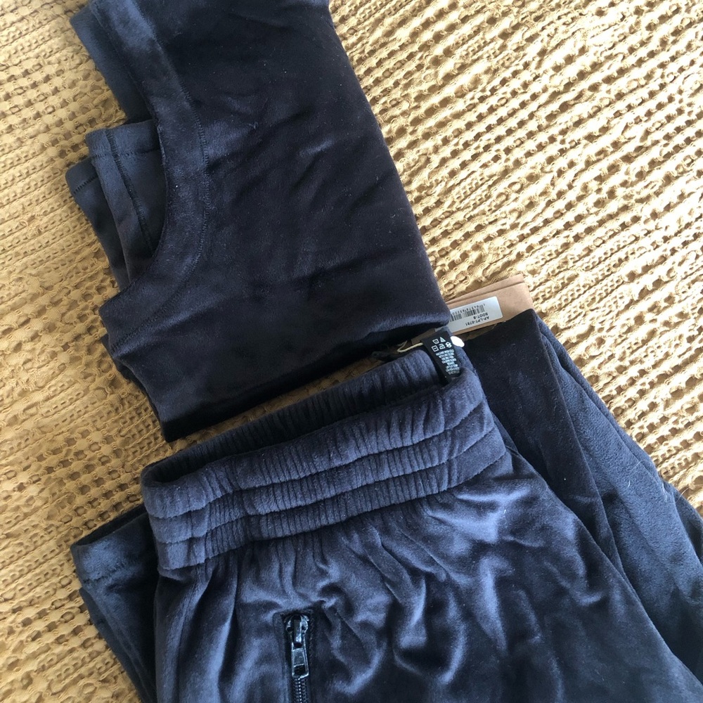 SKIMS SWEAT SET